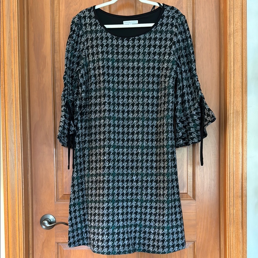 Sandra Darren Green, Black, and Gray Checked Lined Dress